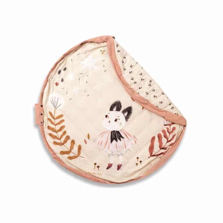 un tapis de jeux moulin roty, Play&Go, vue de face sur fond blanc