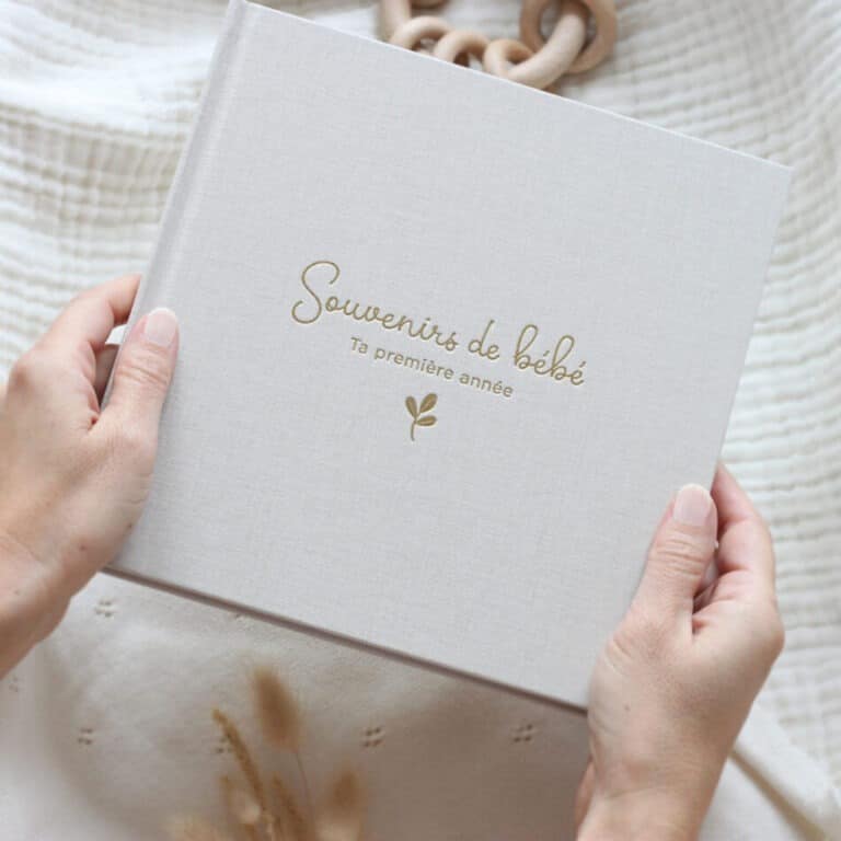 Livre souvenirs de bébé, première année zü