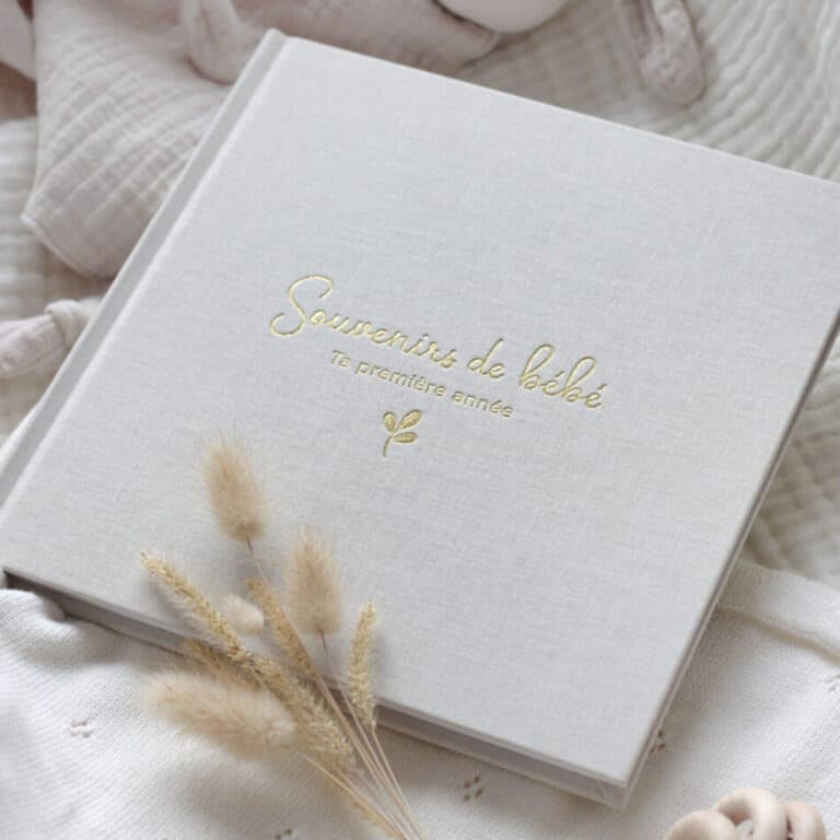 Livre souvenirs de bébé, première année zü