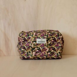 trousse de toilette gabrielle paris songe violet sur fond bois