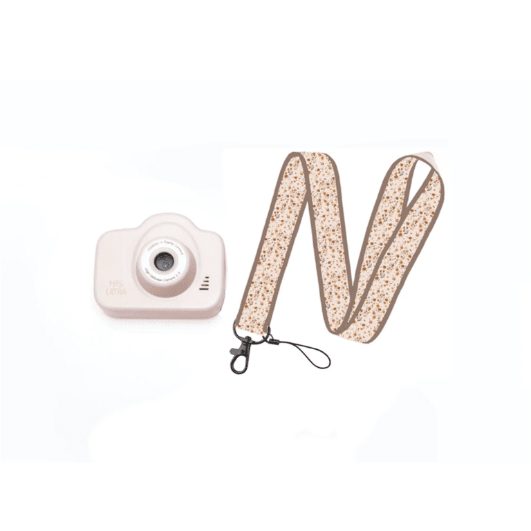 appareil photo rose poudré fond blanc