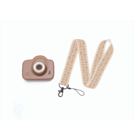 appareil photo rouille fond blanc