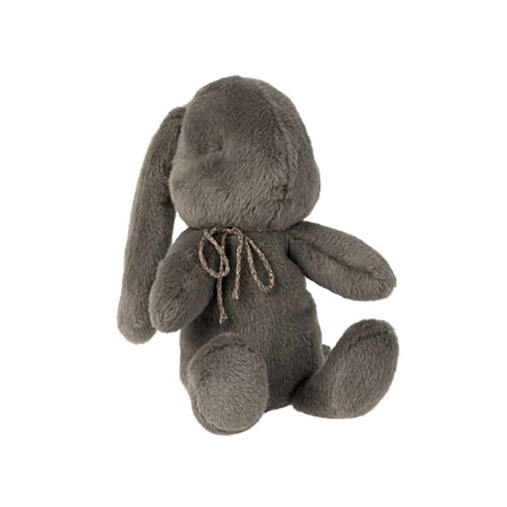 doudou lapin plush gris fond blanc maileg