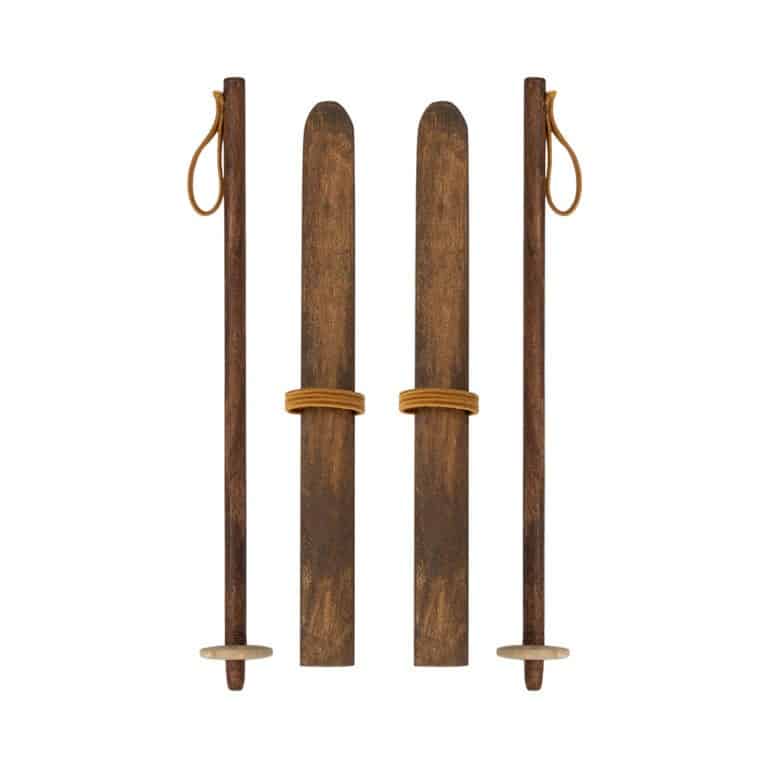 skis et bâtons parents maileg à plat