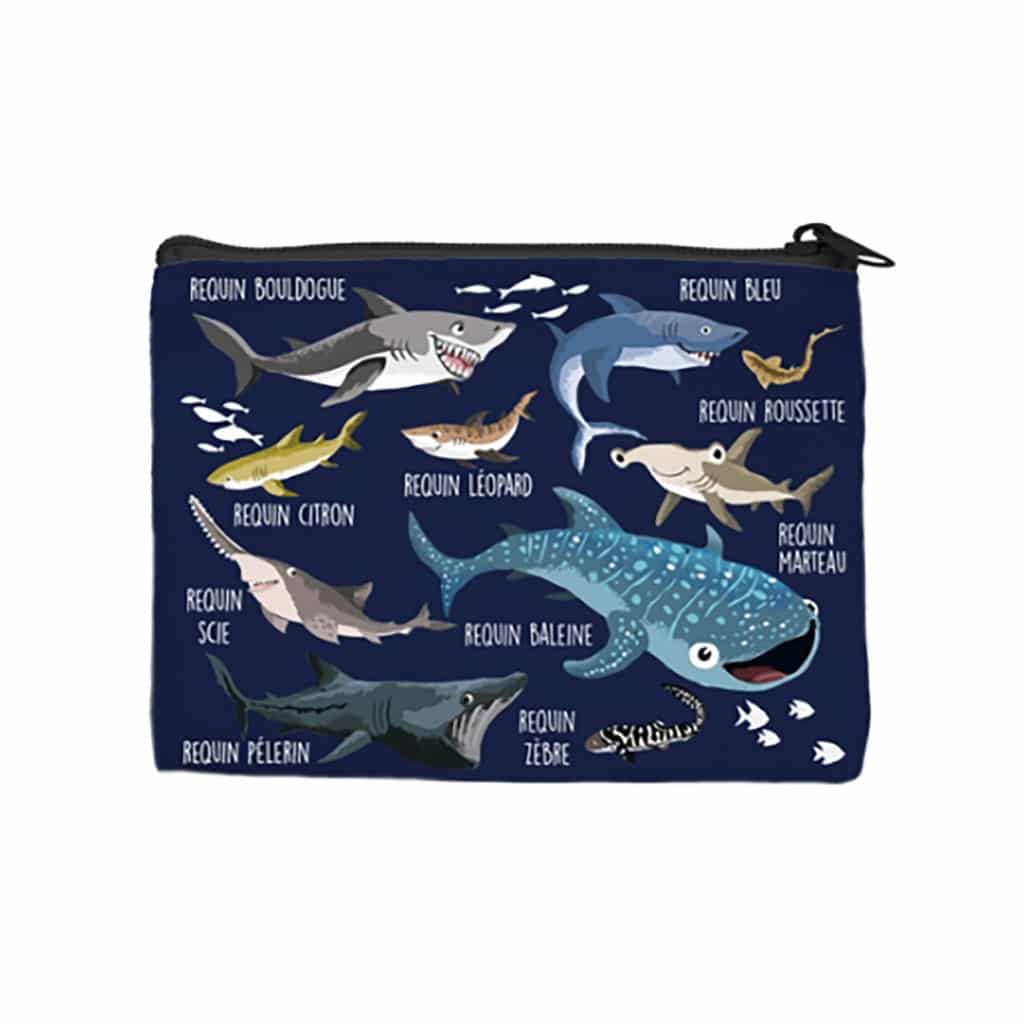 un porte monnaie requins CARTESDART, vue de face sur fond blanc