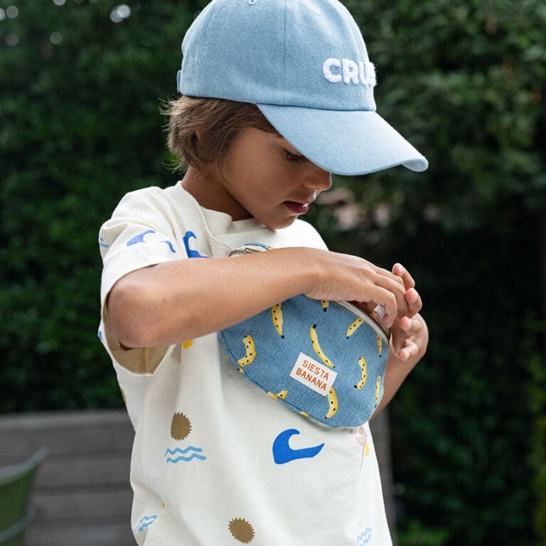 banane denim enfant siesta banana chamaye sur fond blanc