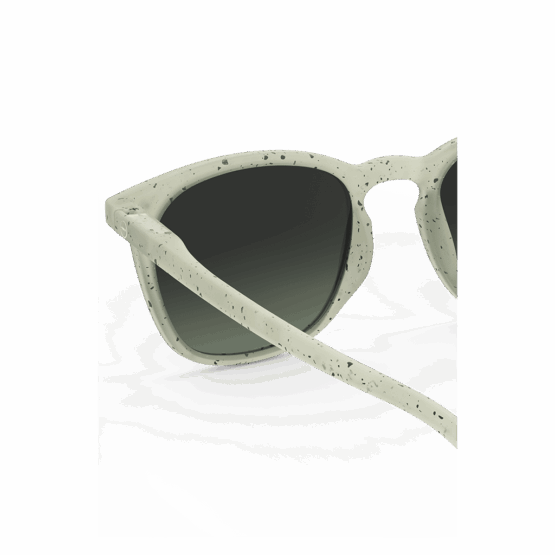 Lunettes de soleil dyed green #E