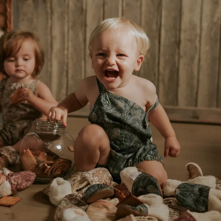 barboteuse liberty queen hera blue ambiance bébés