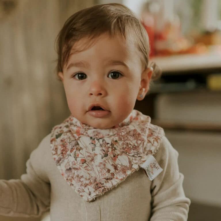 Bavoir bandana liberty wild flowers rien que des bêtises