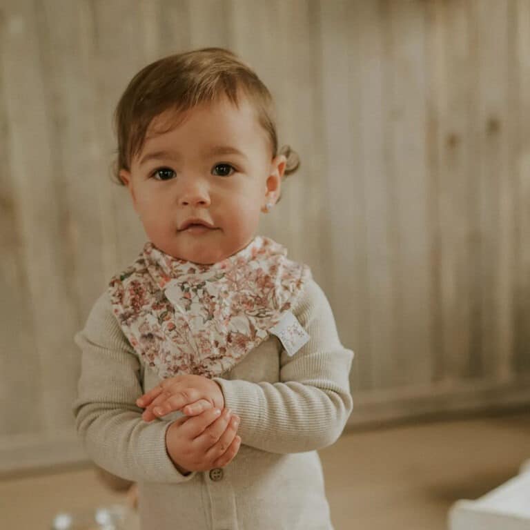 Bavoir bandana liberty wild flowers rien que des bêtises