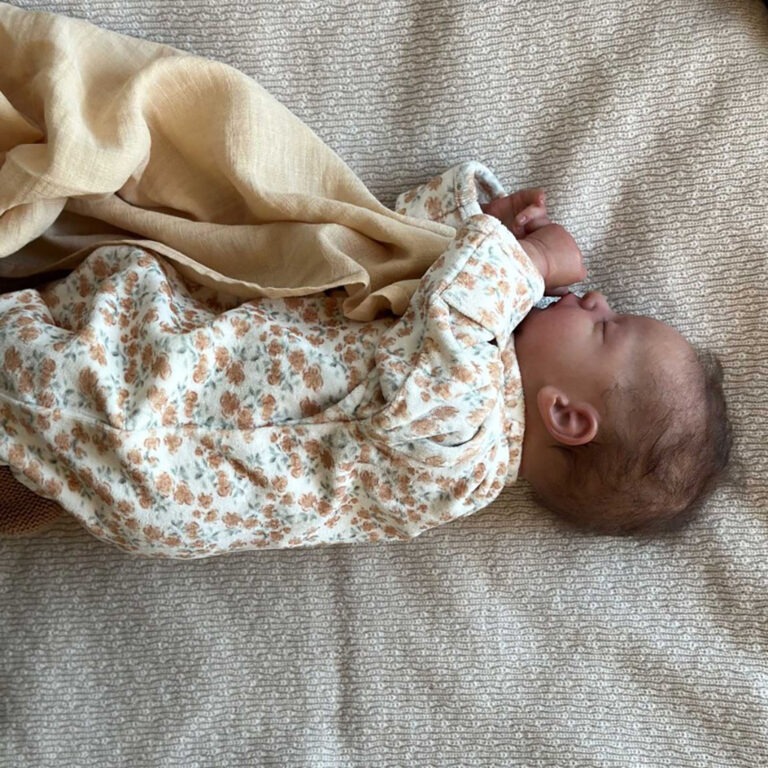 Pyjama en velours californian poppy bonjour little