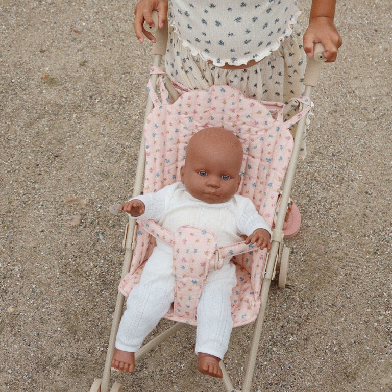 Poussette petites fleurs pour poupée konges slojd