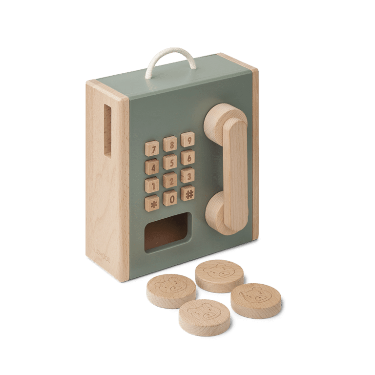 téléphone rufus vert liewood sur fond blanc