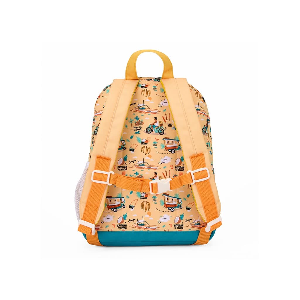 un sac à dos philippines Hello hossy, vue de derrière sur fond blanc