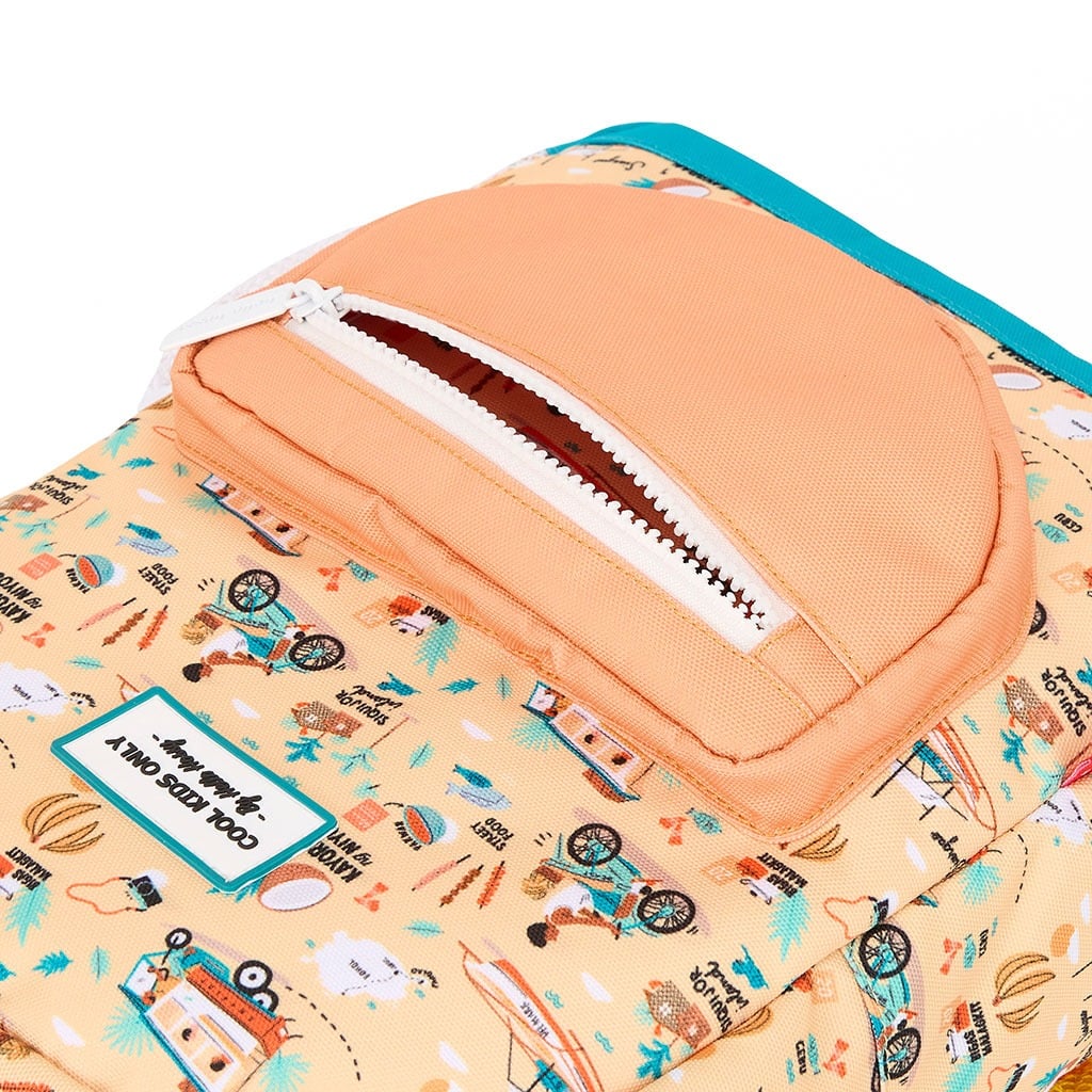 un sac à dos philippines Hello hossy, vue sur la pochette de devant, sur fond blanc