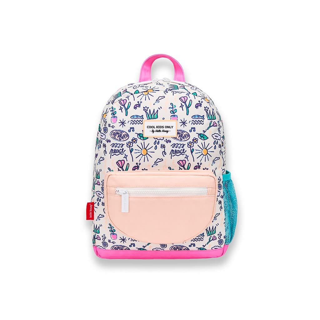 un sac à dos Playground, vue de face sur fond blanc