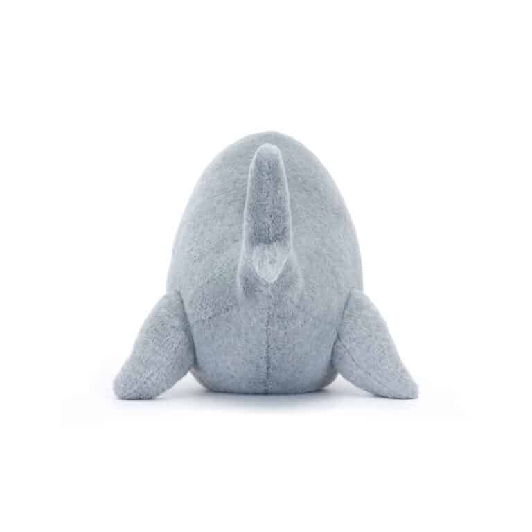 un doudou requin Jellycat, vue de derrière sur fond blanc