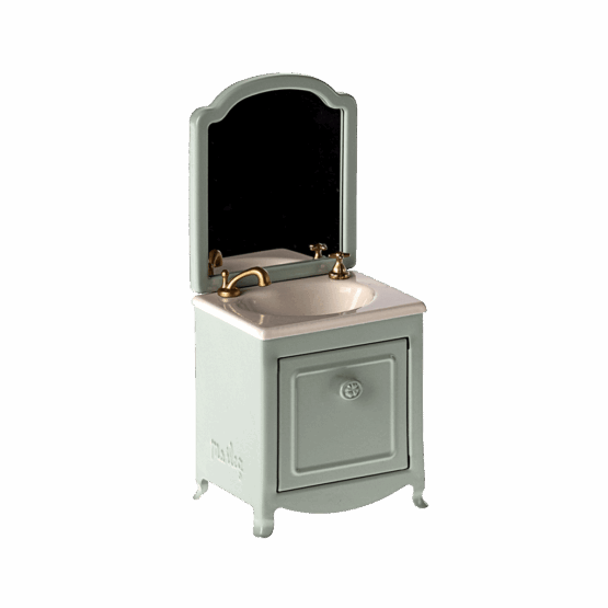mini meuble de salle de bain avec miroir menthe maileg sur fond blanc