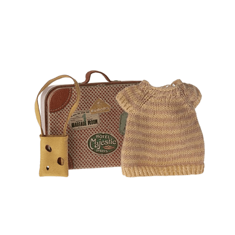 Robe et sac dans valisette pour souris big sister maileg