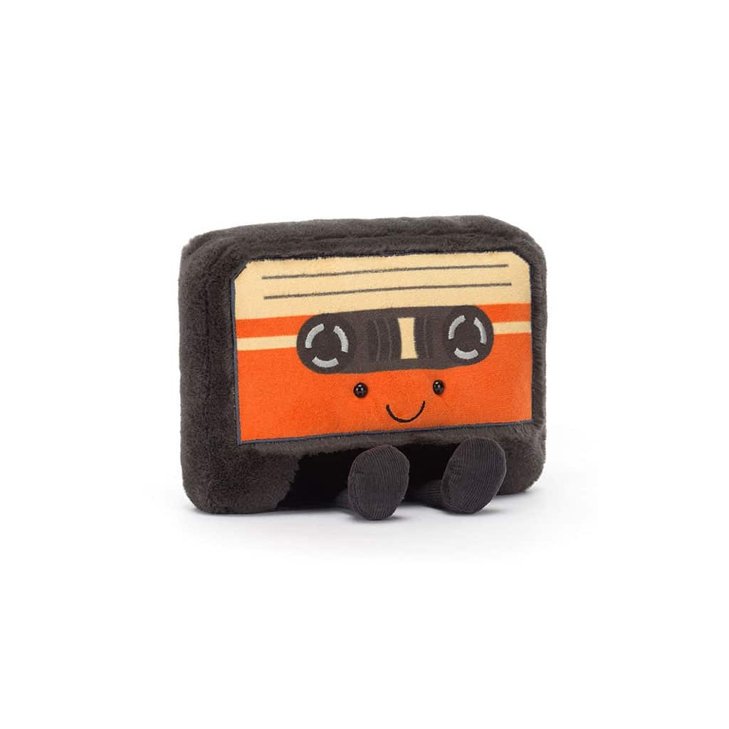 un doudou amuseable cassette d'enregistrement Jellycat, vue de face sur fond blanc