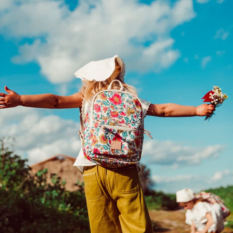 un sac à dos édition limitée Louise Misha de chez Jojofactory, ambiance