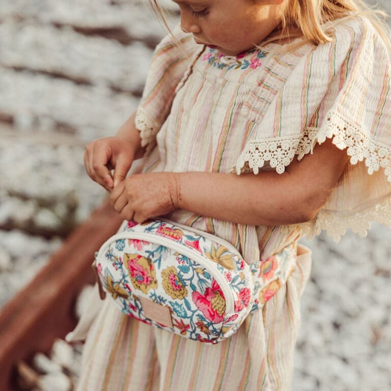 sac banane Louise Misha ambiance détail