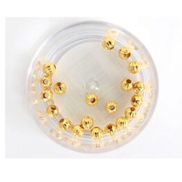 un lot de 20 perles heishi dorées, vue de face sur fond blanc