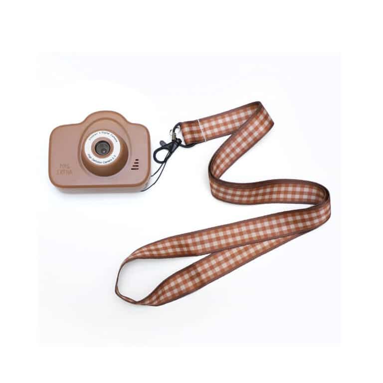 mon premier appareil photo rouille carreaux mrs ertha sur fond blanc