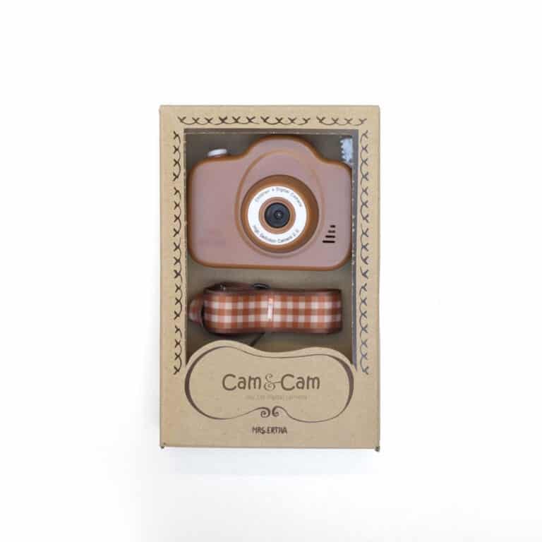 mon premier appareil photo rouille carreaux mrs ertha dans sa boîte sur fond blanc