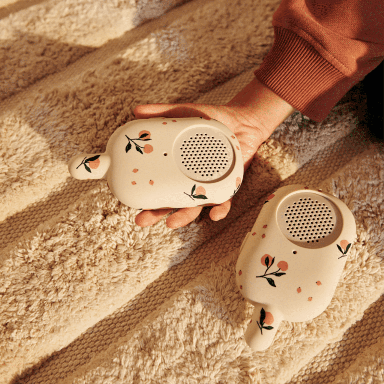 paire de talkie walkie Nael pêches Liewood ambiance