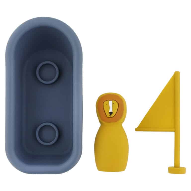 Trixie Baby - Jouet de bain voilier Mr.Lion - vu de face démonté la barque, le lion, la voile sur fond blanc