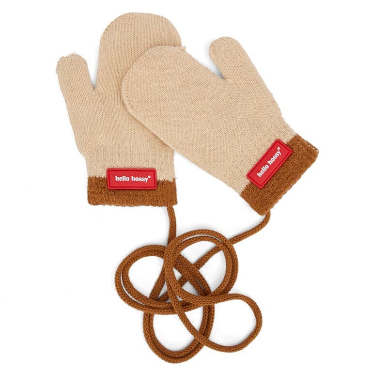 paire de moufle crème hello hossy sur fond blanc