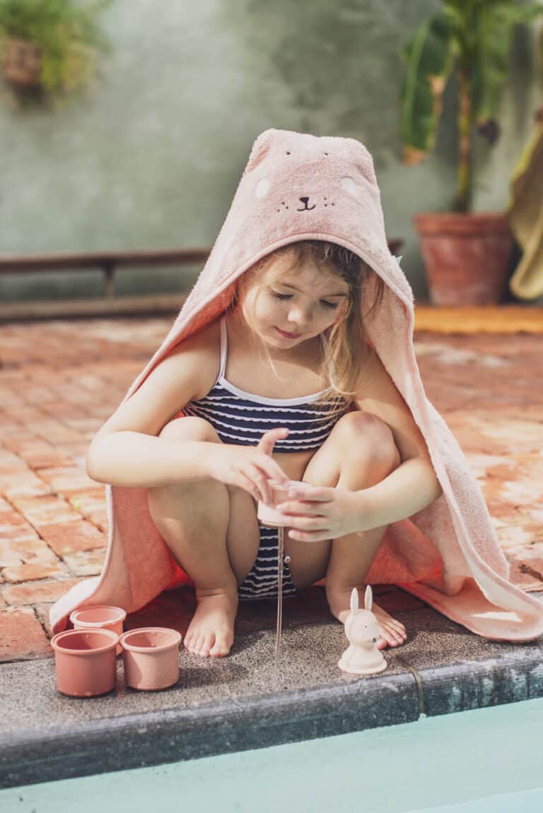 Trixie Jouet de bain Gobelets empilables – Gobelets à empiler Mme lapin - Ambiance