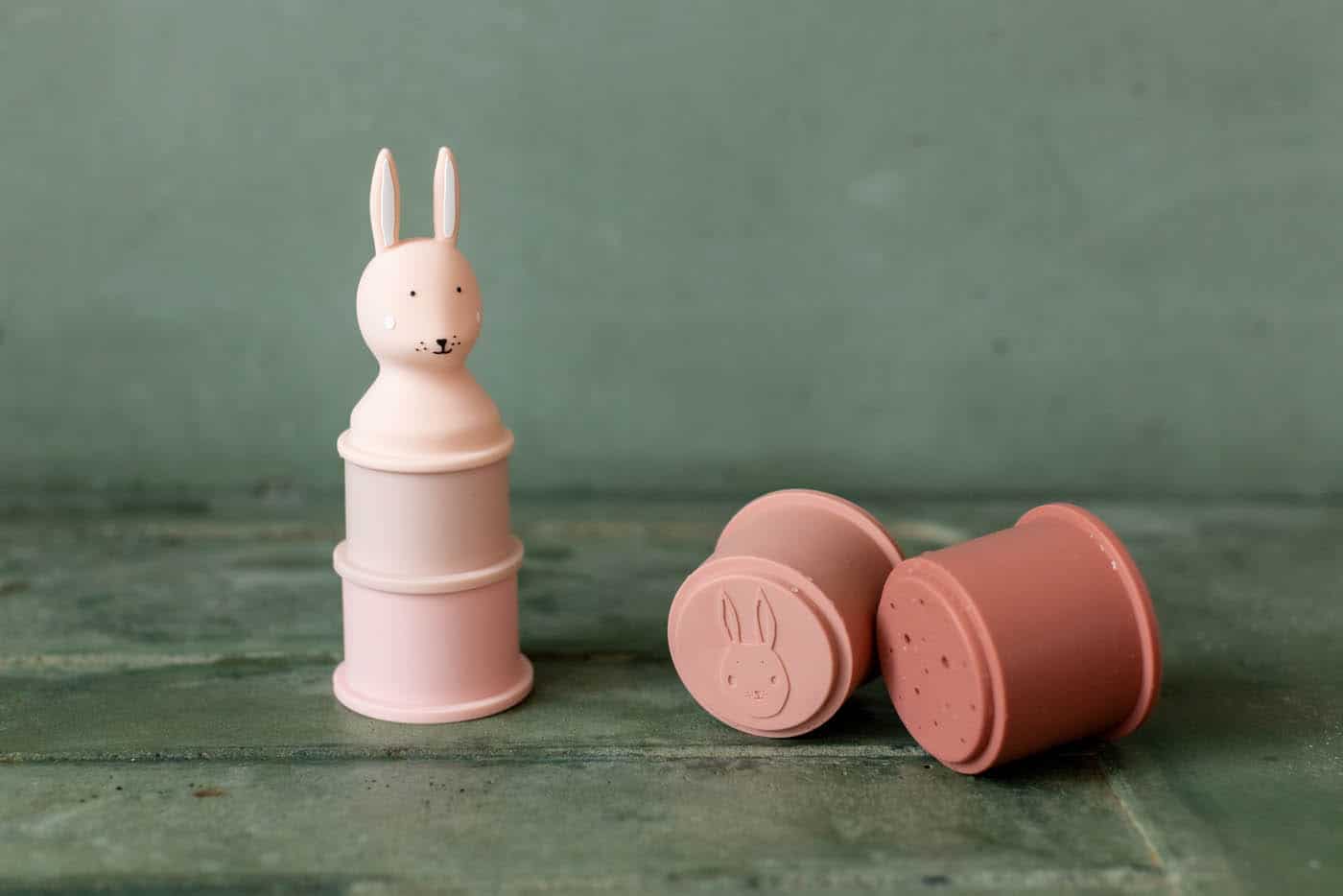 Trixie Jouet de bain Gobelets empilables – Gobelets à empiler Mme lapin - Ambiance