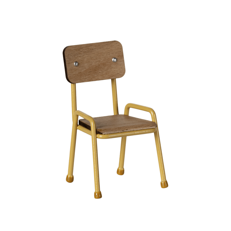 chaise en métal et en bois jaune pour souris maileg