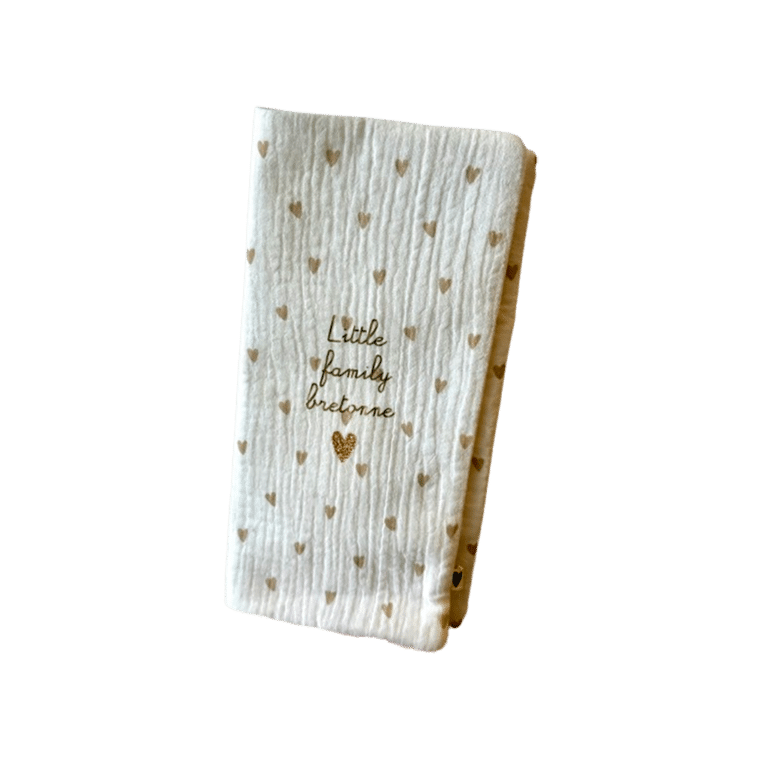 Protège livret de famille petits cœurs - Atelier Wagram - vue de face sur fond blanc
