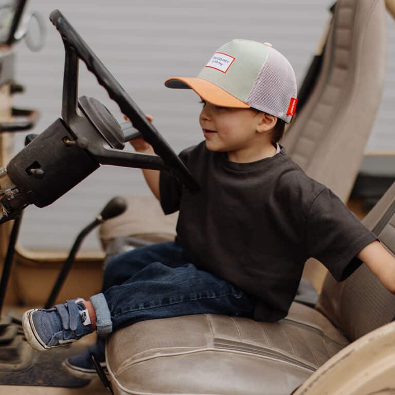 casquette trucker mini anis de la marque hello hossy
