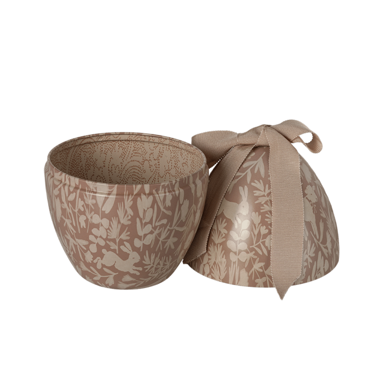 Doudou dans son œuf de pâques maileg