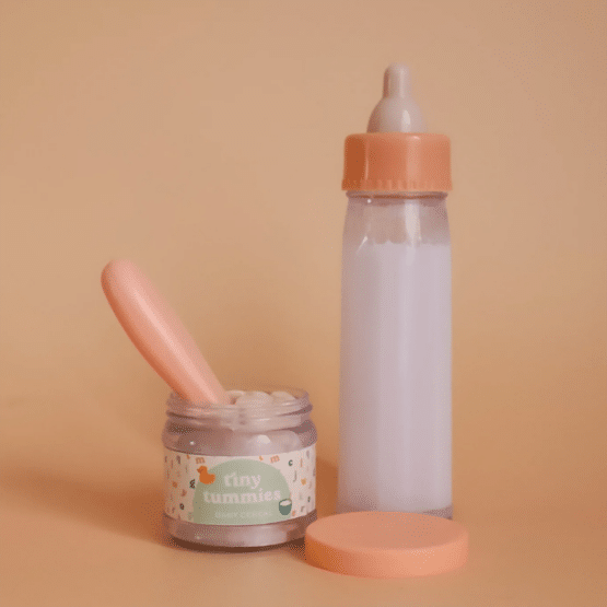 Coffret biberon magique et petit pot pour poupée de la marque tiny harlow | Boutique de jouets à Vannes