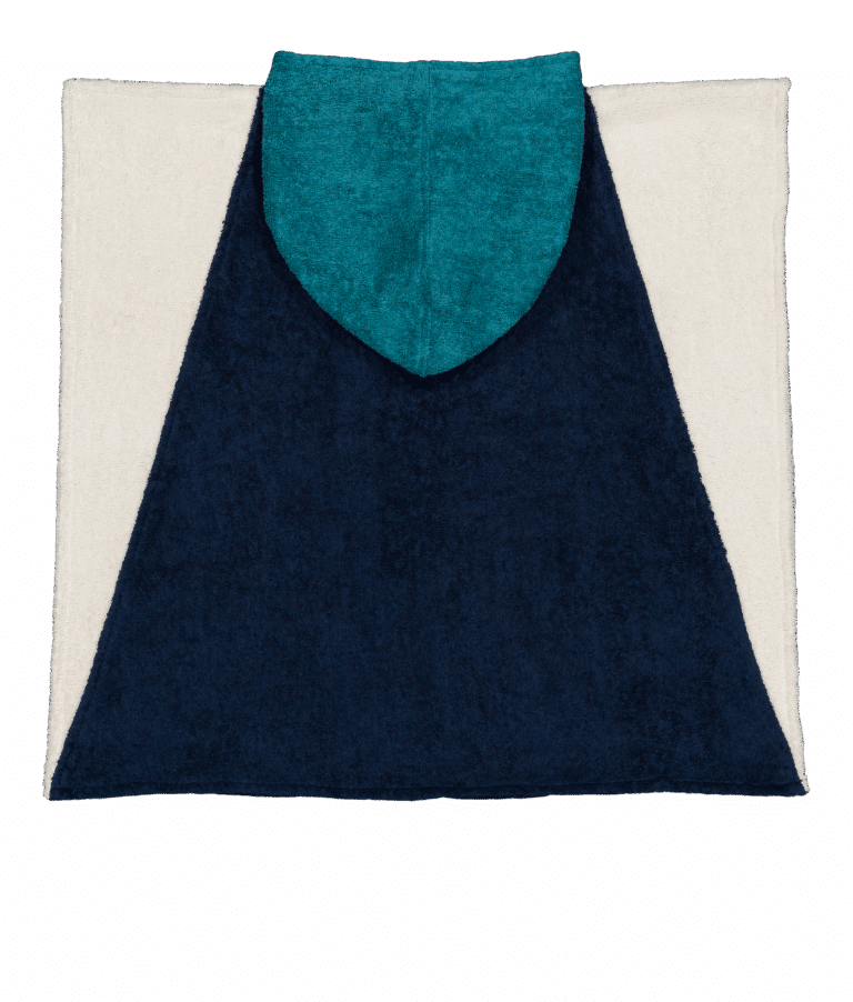 Poncho éponge bleu et vert "dream team" - Chamaye, vue de dos sur fond blanc