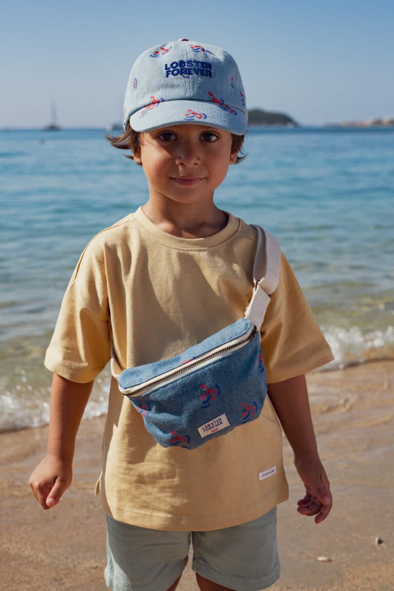 Banane denim enfant ou adulte "lobster forever" - Chamaye, vue d'ambiance portée par un enfant