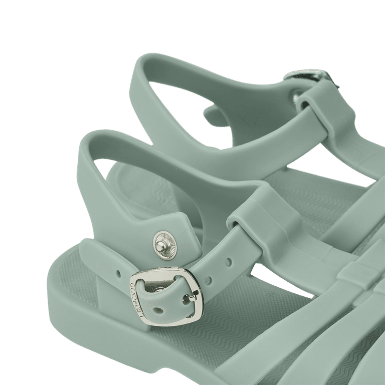 Sandales de plage – Peppermint - Liewood, zoom de côté sur fond blanc