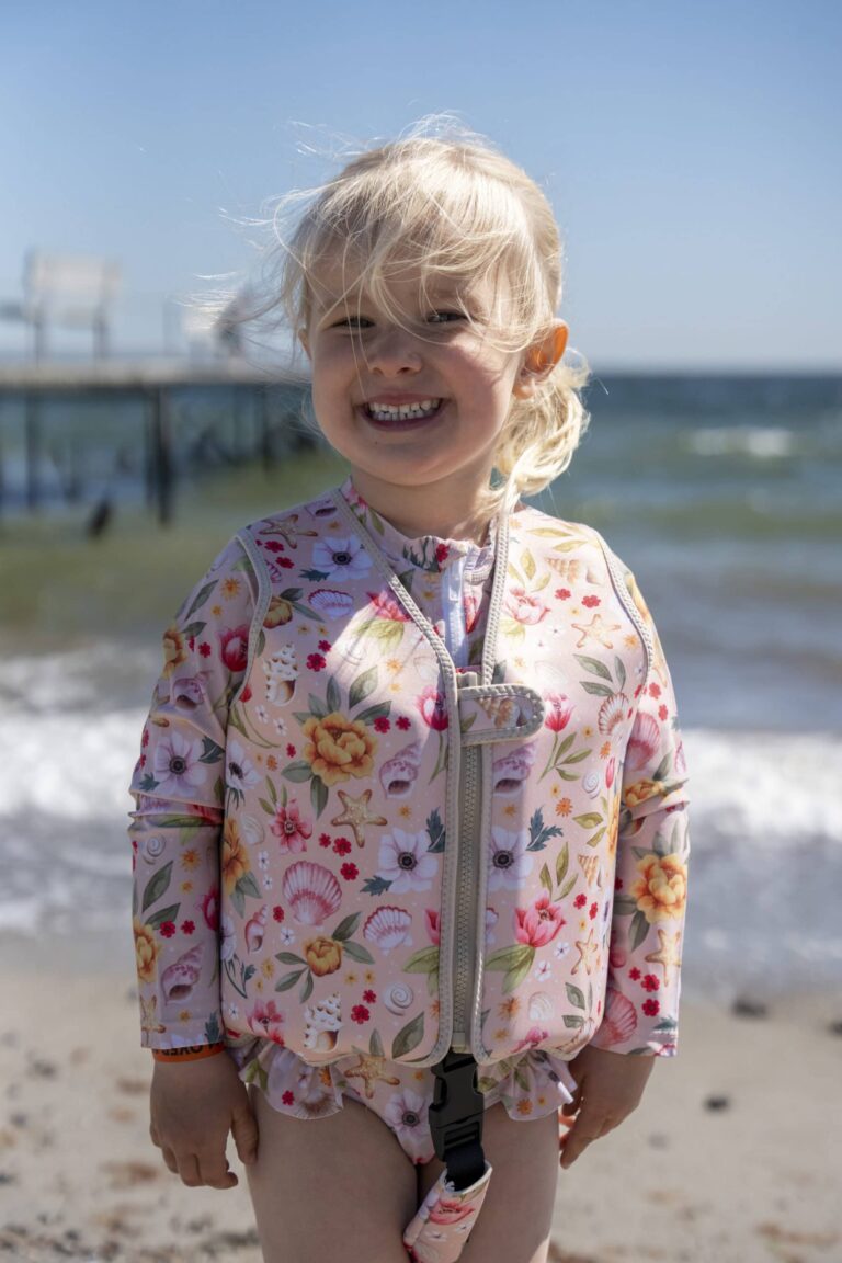 Gilet de natation ocean blossom vue de face ambiance