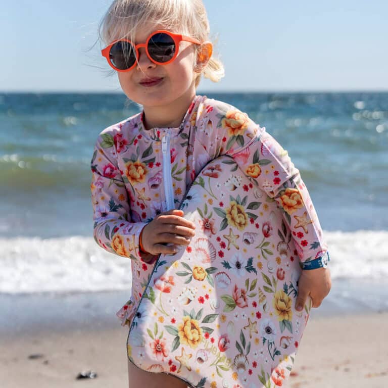 Planche de natation ocean blossom mise en situation