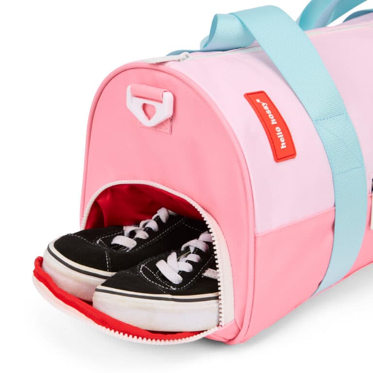 Sac de Sport Mini Bonbon – Hello Hossy - Vu de côté sur fond blanc
