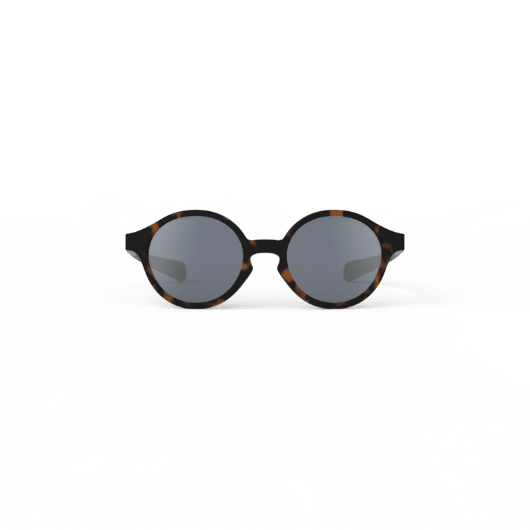 De la marque IZIPIZI, lunettes de soleil 9-36 mois vue de face sur fond blanc