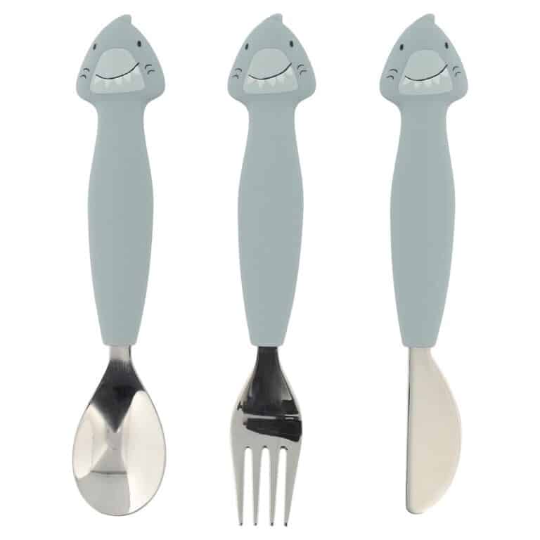Couverts 3 Pièces en Silicone Mr Requin – Trixie - Vue de face sur fond blanc