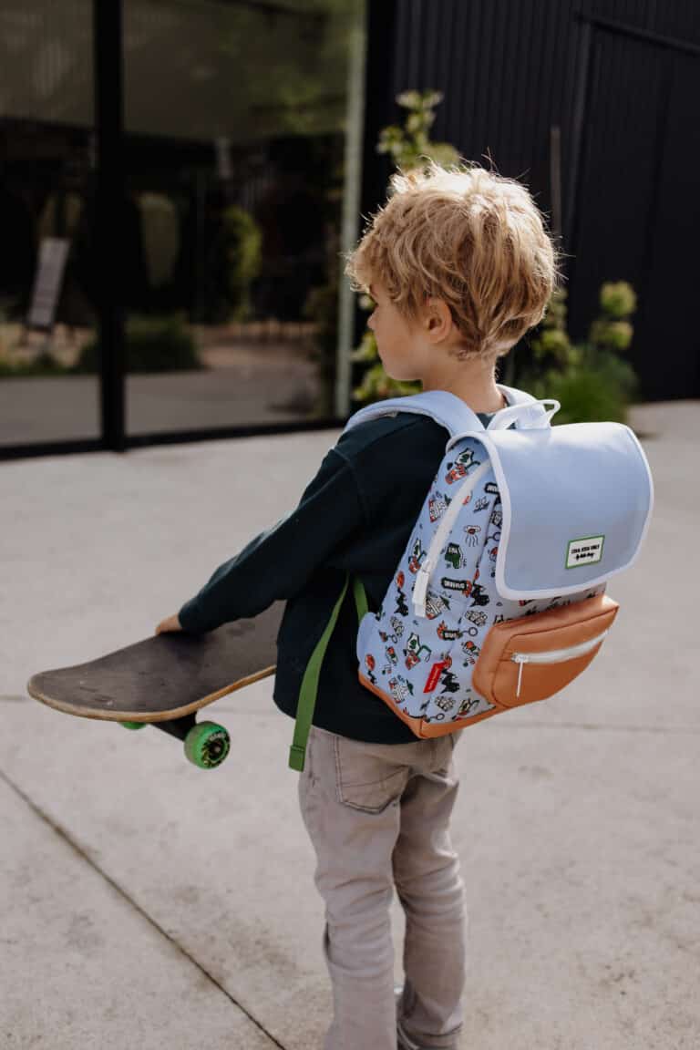 sac à dos dunk hello hossy vue de biais mise en scène