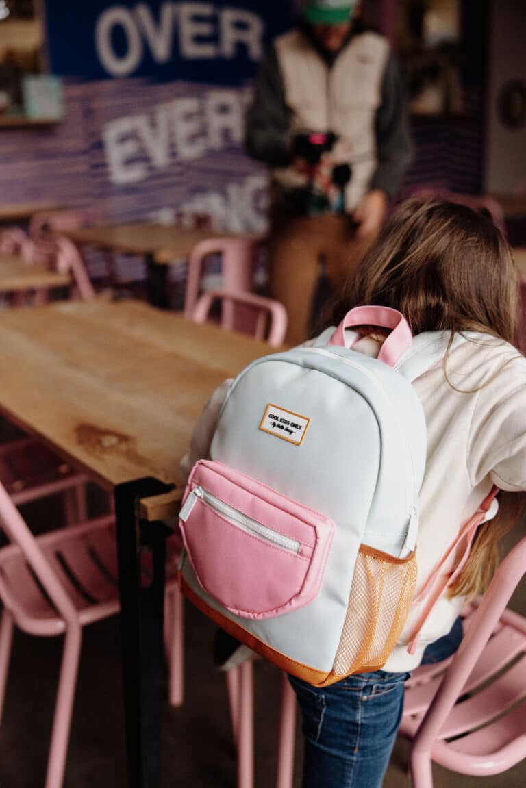 Sac à dos hello hossy mini green image d'ambiance vue arrière zoomer