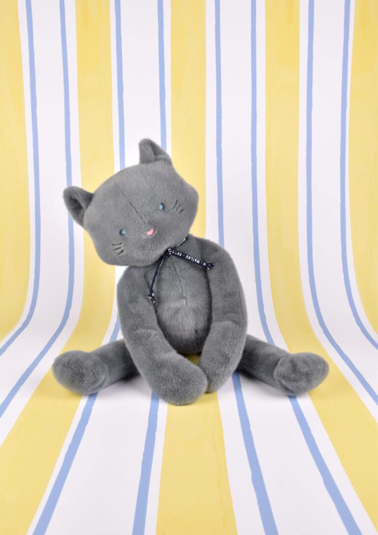 Peluche le chat Méloé - Bleu gris - Maïlou fond coloré rayé